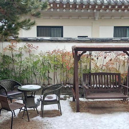 Adam Guesthouse Gyeongju Bagian luar foto