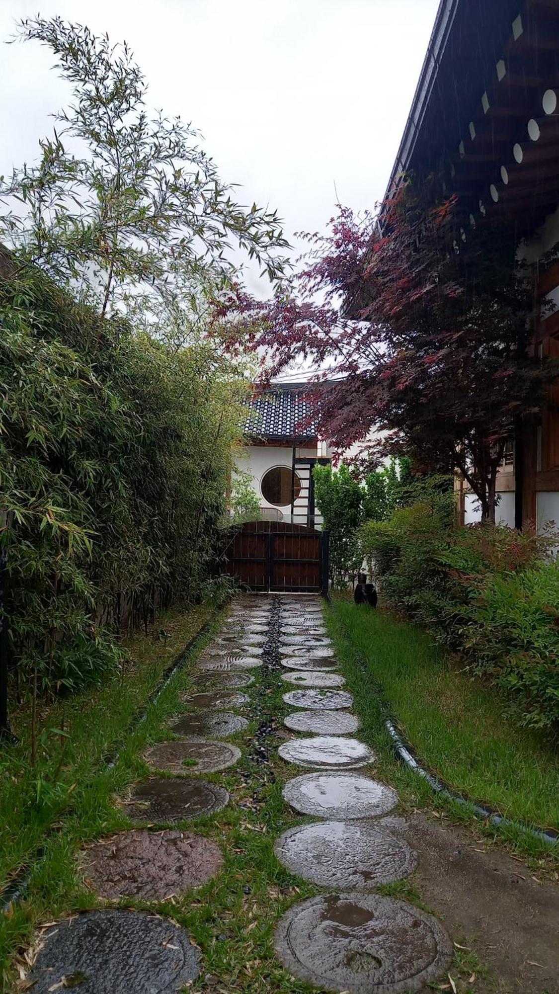 Adam Guesthouse Gyeongju Bagian luar foto